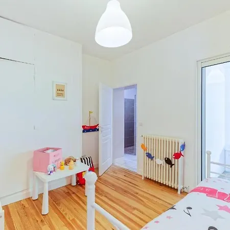 Lys De Nojals - Superbe Familiale Entre Et Avec Jardin