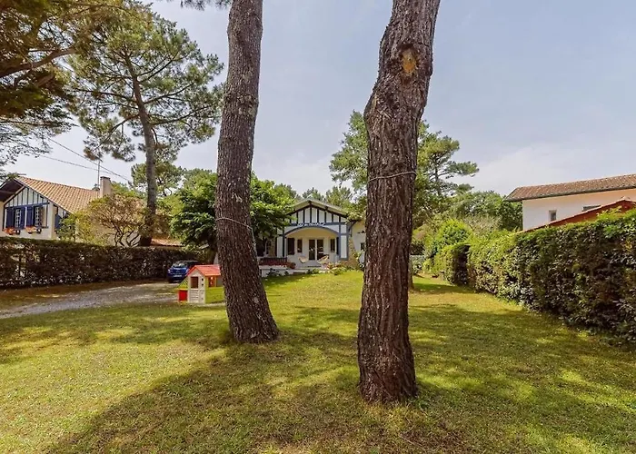 Lys De Nojals - Superbe Familiale Entre Et Avec Jardin Villa *